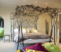 Branch Bed Frame, Bedroom Ideas Unique, Shabby Chic Bed Frame, Lattice Headboard, Branch Bed, Steel Bed Design, Metal Canopy Bed, Wrought Iron Beds, Bedroom Ideas For Couples Modern