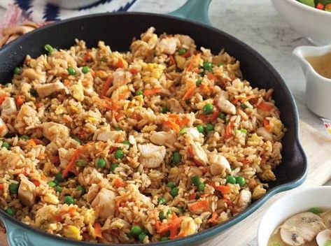 Chicken Fried Brown Rice is a healthy supper the whole family gets excited about! Check out my shortcuts and get the easy recipe. Chicken Fried Brown Rice, Brown Rice Recipes Easy, Baked Brown Rice, Brown Rice Recipe, Southern Plate, Chicken And Brown Rice, Fried Brown Rice, Brown Rice Recipes, Easy Rice Recipes