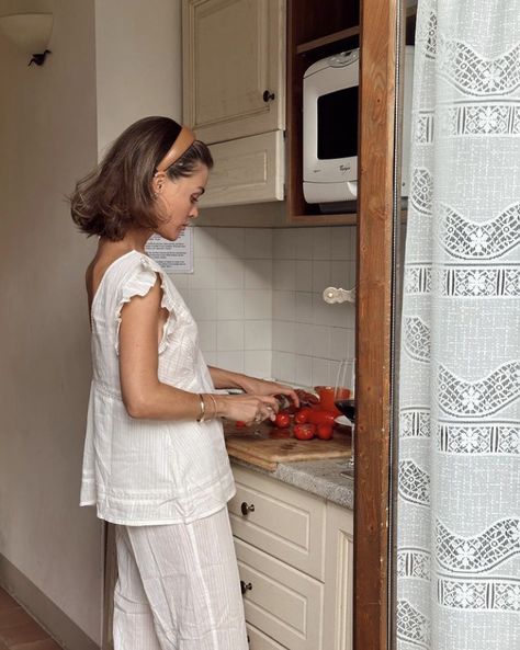 The second pasta of the day in the making🍝 #ginemargrethe #fashion #aesthetic #summer #italy #lace #toscana Gine Margrethe, Fashion Aesthetic Summer, And Just Like That, Aesthetic Summer, Fashion Aesthetic, Summer Aesthetic, Get Dressed, Tuscany, Spring Summer Fashion