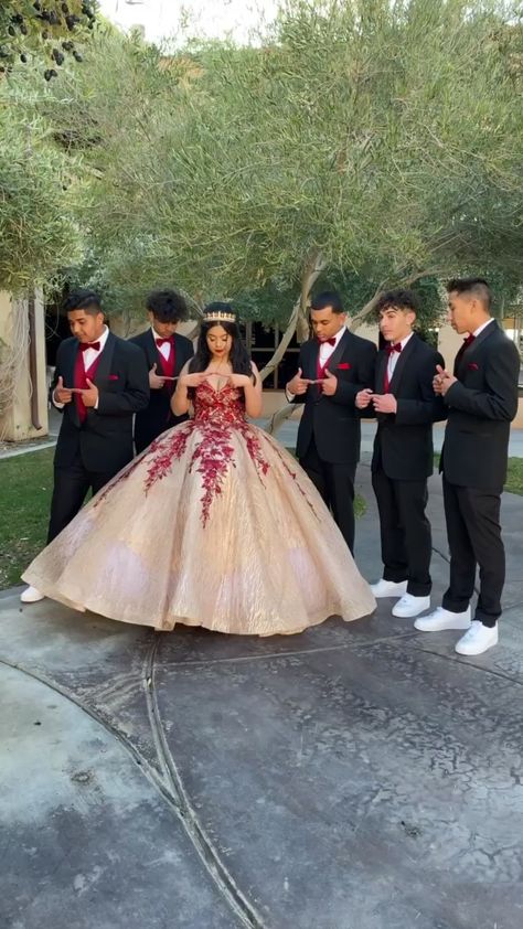 Quince Court Outfits, Quince Chambelanes Outfits, Quinceanera Chambelanes, Chambelanes Outfits Quinceanera, Chambelan Outfits, Chambelanes Outfits, Red Quinceanera Ideas, Quinceanera Red, Mexican Quinceanera