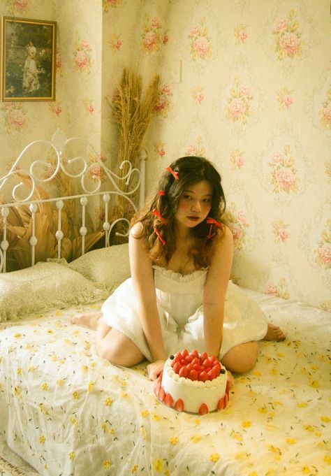 #vintage #aesthetic #coquette #photography #birthday Coquette Photoshoot Ideas, Coquette Aesthetic Photos, Coquette Photography, Coquette Photoshoot, Photography Birthday, Cherry Lips, Crystal Eyes, Birthday Princess, Aesthetic Coquette