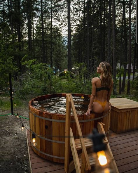 Cedar Hot Tub, Leavenworth Washington, Beach Backyard, Hot Tub Backyard, Backyard Oasis Ideas, Pools Backyard, Backyard Beach, Jacuzzi Outdoor, Mountains Are Calling