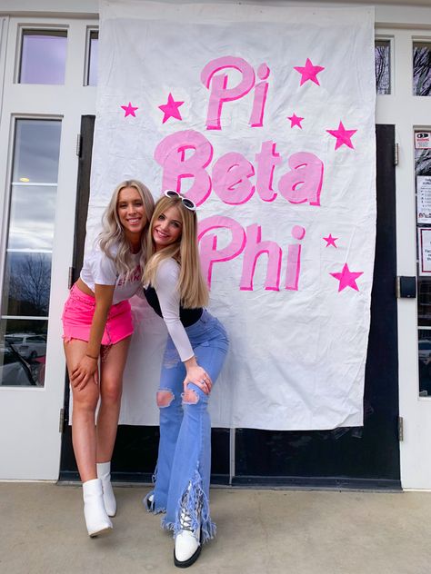 Barbie Sorority Shirt, Barbie Bid Day, Barbie Sorority, Aoii Shirts, Sorority Recruitment Themes, Sorority Themes, Recruitment Themes, Sorority Letters, Sorority Canvas