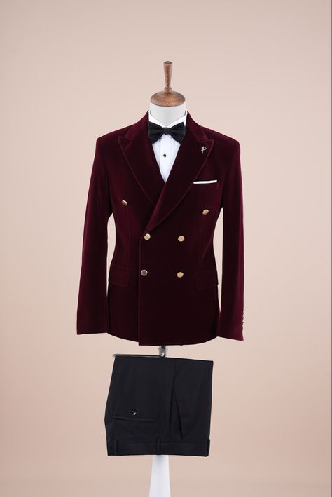 Velvet Suits For Men, Slim Fit Tuxedo Grooms, Velvet Blazer Outfit, Suits For Guys, White Wedding Suit, Mens Suit Style, Red Tuxedo, Wedding Dresses Men Indian, Blazer Outfits Men