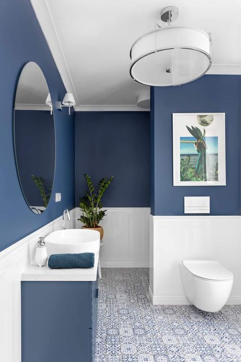 Blue Small Bathrooms, Small Bathroom Diy, Toilet Room Decor, Bad Inspiration, Toilet Design, Bathroom Inspiration Decor, Diy Bathroom Decor, Downstairs Bathroom, Blue Bathroom