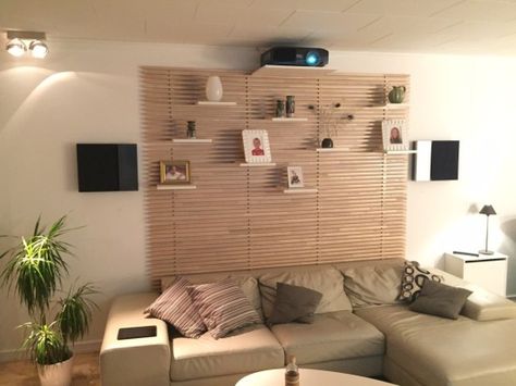 Living room home cinema: My stylish projector mount and hidden surround receiver Projector Cabinet, Ikea Mandal, Projector Shelf, Projector Setup, Projector Wall, Projector Mount, Home Cinema Projector, Tv Ideas, Home Theater Furniture