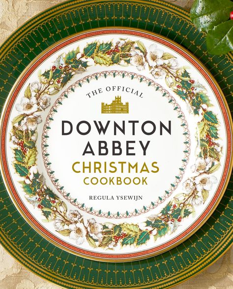 A Downton Abbey Christmas Cookbook Is Coming, and We Have 3 Exclusive (and Exquisite) Recipes Downton Abbey Christmas, Raspberry Meringue, Christmas Cookbook, Christmas Pie, English Christmas, Downton Abby, Cocktail Book, Real Life Stories, Downton Abbey