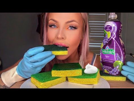 People Eating Cake, Asmr Food Video, Asmr Videos Food, Hunnibee Asmr, Banana Jelly, Cake Numbers, Lego Food, Eating Videos, Cotton Candy Cakes