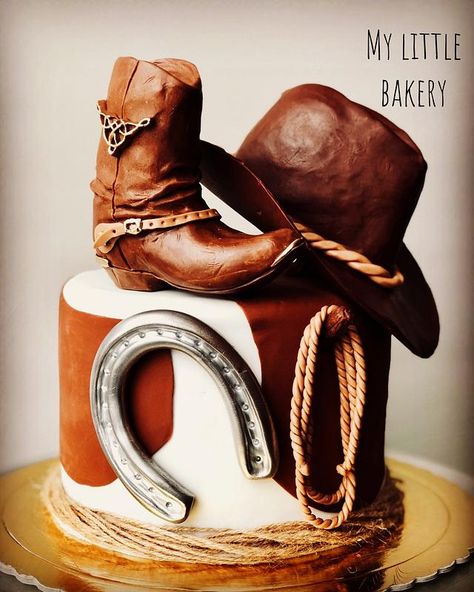 Cowboy Boot Cake, Western Birthday Cakes, Cowboy Birthday Cakes, Cowboy Cake, Horse Birthday Cake, Cowgirl Cakes, Cowboy Cakes, Cake Sandwich, Paris Cakes