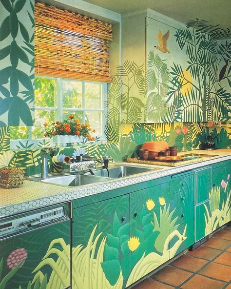 80s Kitchen, Boho Chic Interior, 80s Interior, Decor Ikea, Bohol, Style Deco, Natural Home Decor, Retro Home Decor, California Homes