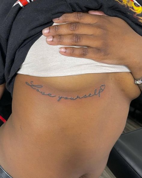 Tattoes Idea For Black Women, Cute Simple Arm Tattoos For Women, Simple Tattoos Black Women, Loner Tattoos For Women, Under Chest Tattoos Female, Heaven Sent Tattoo, Ways Tattoo Jhene Aiko, Underbreast Tattoo, Underboob Tattoo Designs