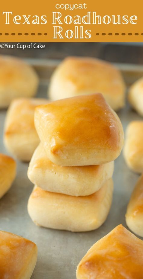 Thanksgiving Dinner Rolls, Copycat Texas Roadhouse Rolls, Copycat Texas Roadhouse, Cup Of Cake, Roadhouse Rolls, Texas Roadhouse Rolls, Homemade Rolls, Homemade Dinner Rolls, Dinner Rolls Recipe