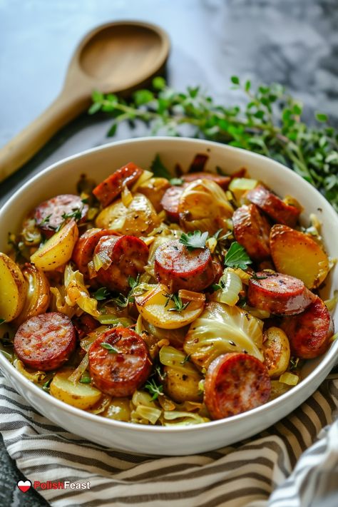 This Polish Kielbasa Cabbage Potato Skillet is a delicious and hearty meal. It’s a simple yet flavorful dish that's perfect for a quick dinner. Cabbage Kielbasa Recipes, Polish Meals, Cabbage And Kielbasa, Kielbasa Cabbage, Ukrainian Dishes, Haluski Recipe, Cabbage Fried, Polish Cabbage, German Dinner