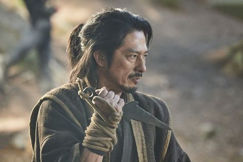 Hiroyuki Sanada as Hanzo Hasashi / Scorpion in Mortal Kombat (2021 film) Hanzo Hasashi, Hiroyuki Sanada, Aaliyah Pictures, Kung Lao, The Last Samurai, Vampire Stories, Asian Boy, Hey Handsome, Asian Film