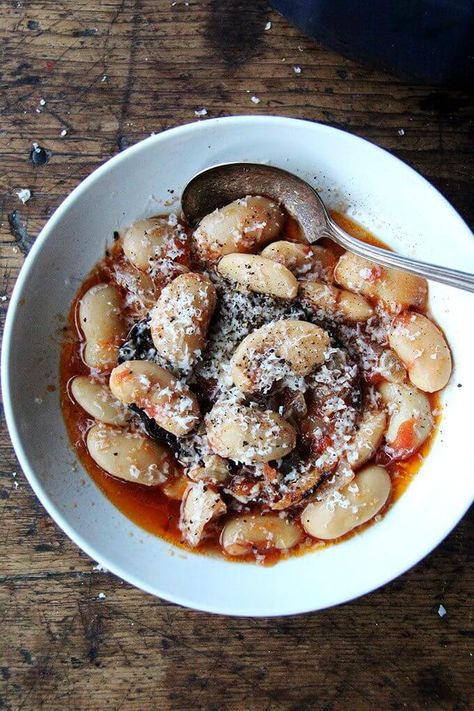 18 One-Pan, One-Pot, One-Bowl Wonders | Alexandra's Kitchen Gigante Beans, Lentil Curry, Bay Leaf, Plum Tomatoes, Dinner Is Served, Dried Beans, Crushed Tomatoes, Food Pantry, Bean Soup