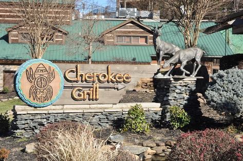 7 of the Best Downtown Gatlinburg Restaurants on the Parkway Gatlinburg Restaurants, Tennessee Cabins, Motor Lodge, Smoky Mountains Vacation, Pigeon Forge Cabins, Grill Restaurant, Gatlinburg Cabins, Romantic Restaurant, Romantic Things To Do