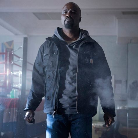 #LukeCage#AliShaheedMuhammad | A Tribe Called Quest’s Ali Shaheed Muhammad Co-Scoring Luke Cage Luke Cage Costume, Luke Cage Marvel, Mike Colter, Bullet Hole, Netflix Shows, Superhero Series, Marvel Netflix, A Tribe Called Quest, Fall Tv