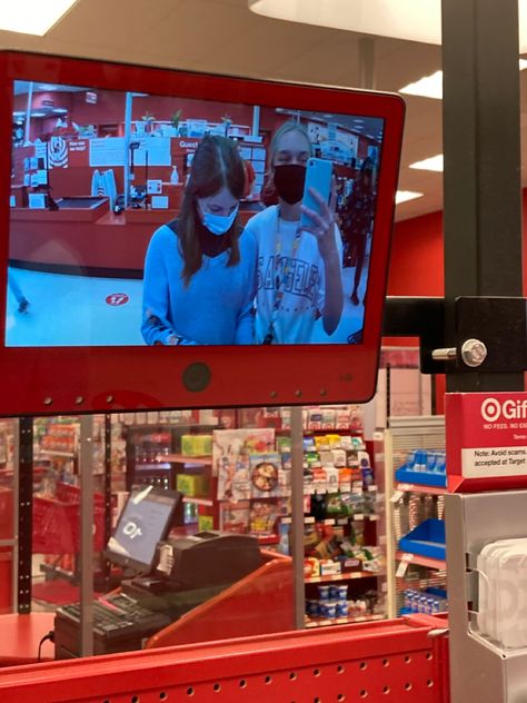 Target Friend Pictures, Target With Friends Aesthetic, Target Aesthetic, Hangout Ideas, Bestie Pics, Best Friends Shoot, Aesthetic Pics, Insta Inspo, Pictures Ideas