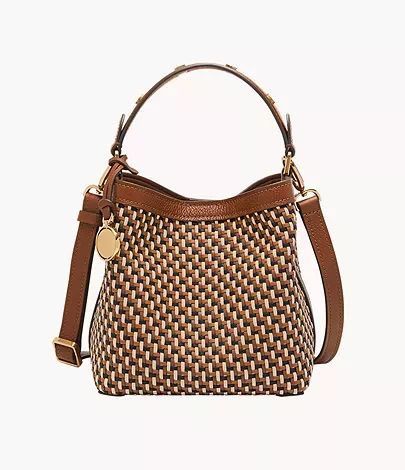 : A stylish and functional bucket bag perfect for everyday wear. #JessieSmallBucket #BucketBag #Fashion Classic Fashion Pieces, Trendy Purses, Fancy Things, Small Buckets, Bag Women Fashion, Stylish Handbags, Fossil Bags, Leather Products, Bag Trends