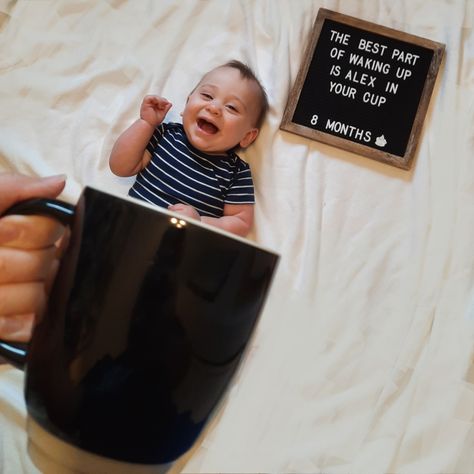 11 Month Letter Board Ideas, 9 Months Milestones Pictures, 12 Month Old Letter Board Ideas, Four Month Letter Board, 8 Months Milestones Photos, Three Month Old Letter Board, Five Month Old Letter Board, 7 Month Old Photo Ideas, 9 Month Milestone Picture Ideas