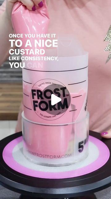 Frost Form® on Instagram: "SWISS MERINGUE BUTTERCREAM TUTORIAL 

Get the recipe & our super handy chart for how much buttercream you need to cover your cake on www.frostform.com 🤗" Frost A Cake, Frost Form, Frost Form Cake, How To Frost A Cake With Store Frosting, How To Frost And Decorate A Cake, Swiss Meringue Buttercream, Custard, Us Foods, Frosting