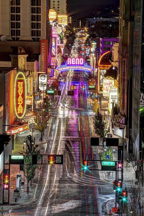 Downtown Reno, Virginia Street, (c) All Rights Reserved Downtown Reno Nevada, Reno Nevada Aesthetic, Elitch Gardens, Alameda California, Downtown Oakland, Las Vegas Clubs, Las Vegas Vacation, Reno Tahoe, Las Vegas City