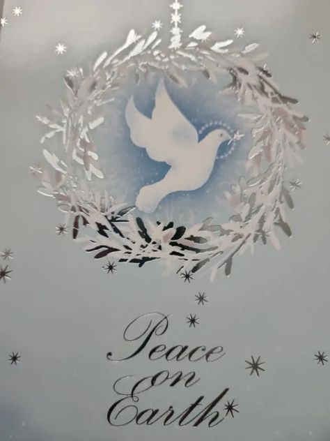 Dove Christmas Cards, Xmas Envelope, Dove Christmas Card, Embossed Christmas Cards, Dove Painting, Christmas Holiday Greetings, Religious Christmas Cards, Greeting Card Envelope, Christmas Blessings