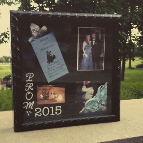 Prom Shadow Box Ideas, Prom Picture Ideas, Prom Picture, Prom Pics, Shadow Box Ideas, Prom 2015, Memory Crafts, Prom Pictures, Shadow Boxes