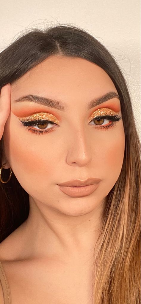 Copper Glitter Eye Makeup, Peach Bridal Makeup, Gold Cut Crease Makeup, Full Cut Crease Eye Makeup, Glitter Cut Crease Eyeshadow, Maquillaje Cut Crease, Cut Crease Glitter, Copper Makeup, Glitter Cut Crease Makeup