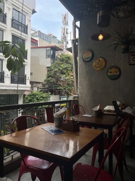 Hanoi Cafe Aesthetic, Vietnam Cafe, Vietnam Aesthetic, Summer Books, Vietnam Travel, Hanoi, Pretty Places, Travel Bucket List, South America