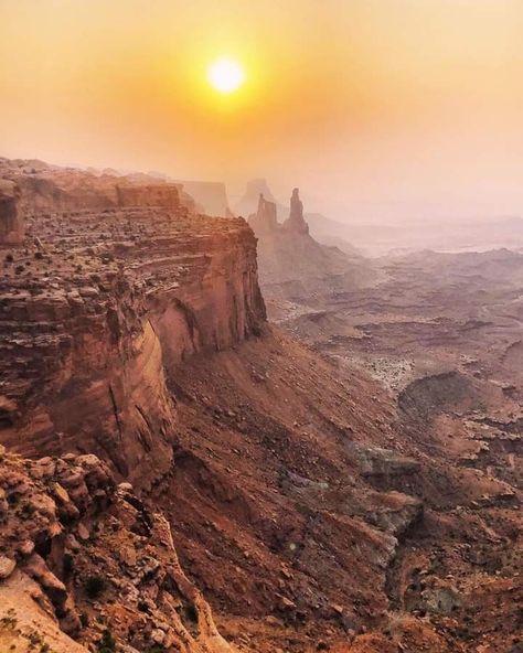 Mesa Arch, Canyonlands National Park In Utah, USA Mesa Arch, Canyonlands National Park, Utah Usa, Utah National Parks, National Parks Trip, Arches National Park, Utah, National Park, National Parks