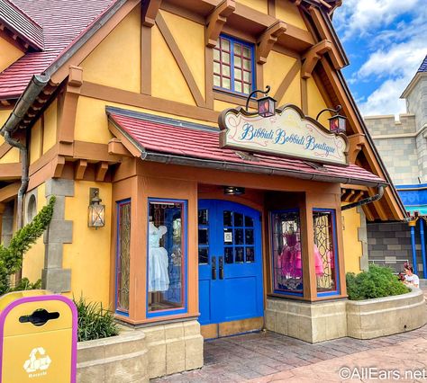 Disney Hotels Room, Disney Menus, Bibbidi Bobbidi Boutique, Disney Deals, Disney World Rides, Boutique Inspiration, Epcot Food, Disney Restaurants, Disney Hotels