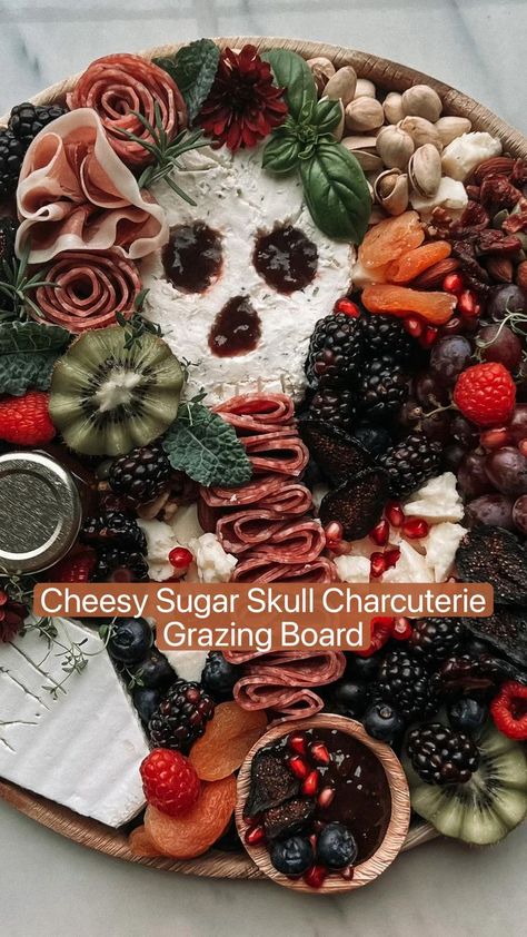 Spooky Charcuterie Board, Spooky Charcuterie, Food For Party, Halloween Fingerfood, Sugar Skull Party, Grazing Board, Boursin Cheese, Charcuterie Inspiration, Halloween Appetizers