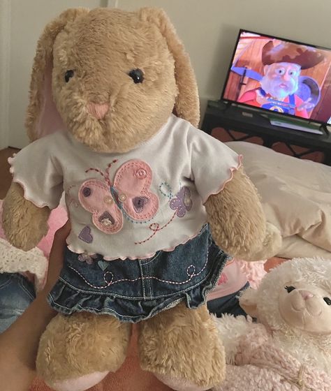 Build A Bear Custom, Build A Bear Pawlette Aesthetic, Pawlette Bunny Build A Bear, Build A Bear Bunny Aesthetic, Build A Bear Bunny Outfit, Build A Bear Pawlette, Aesthetic Build A Bear, Clothes For Plushies, Buildabear Clothes