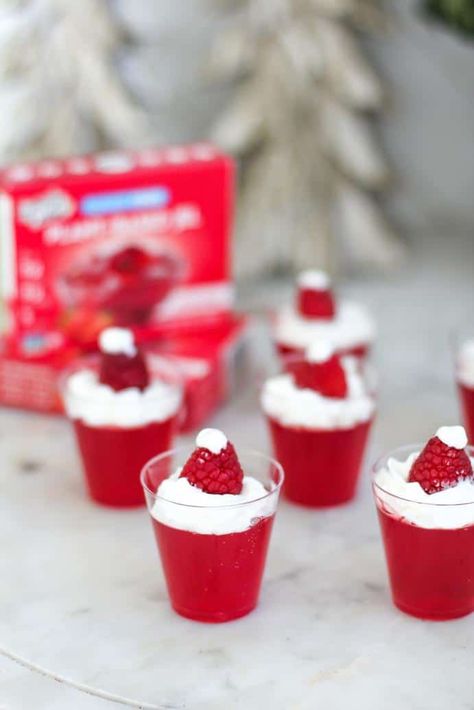 Use coupon code KLEANKATE10 to support Katie⁣ and Save 10%. Christmas Jelly Shots, Strawberry Santa Hats, Easy Jello Shots, Christmas Jello, Strawberry Santas, Christmas Jello Shots, Christmas Shots, Jello Cups, Jelly Shots