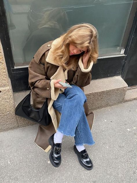 The Under $100 Update: Everything That's Cool and Trendy at Nordstrom Right Now Swedish Style Fashion, Aspen Chic, Fashion Paparazzi, Model Walk, Look 80s, Chique Outfit, Loafers Outfit, Ny Trip, Matilda Djerf