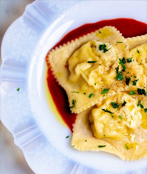 Homemade Crab Ravioli, Crab Stuffed Ravioli Recipe, Crab Ravioli Filling, Ravioli Stuffing Recipe, Crab Stuffed Ravioli, Crab Ravioli Recipe, Ravioli Filling Ideas, Ravioli Recipe Homemade, Crab Ravioli