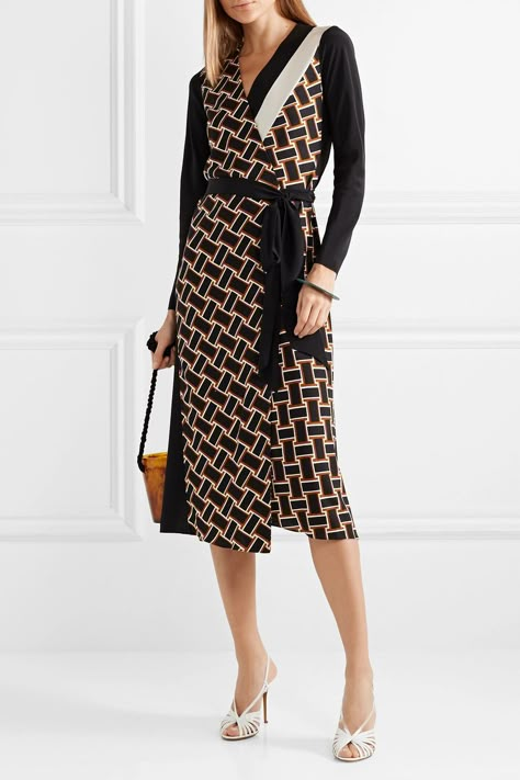 Wrap Dress Diane Von Furstenberg, Diane Von Furstenberg Wrap Dress, Printed Halter Dress, Printed Bodycon Dress, Leopard Dress, Wrap Dresses, Printed Silk, Silk Crepe, Comfortable Dress