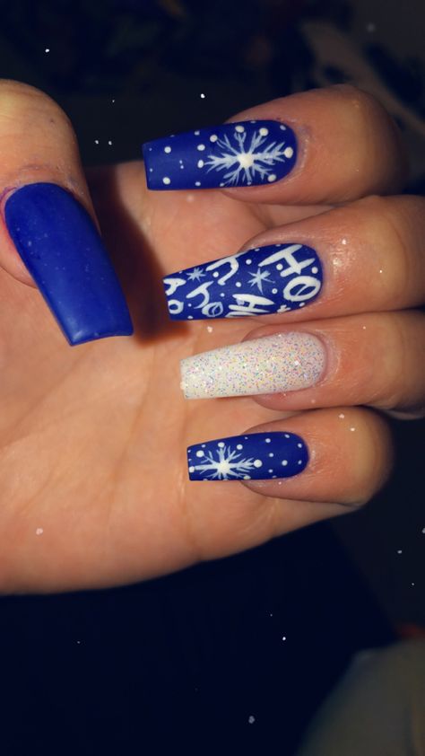 Blue Christmas Acrylic Nails, Dark Blue Christmas Nails Winter, Blue Holiday Nails Acrylic, Royal Blue Acrylic Nails Christmas, Xmas Nails Blue, Royal Blue Christmas Nails, Blue Christmas Nails Winter Snowflake Designs White, Dark Blue Christmas Nails, Blue Christmas Nails Winter Sparkle