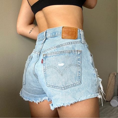 LEVI’S 501 denim shorts Levis Jeans Shorts, Levi’s 501 Shorts, Levi’s Shorts, Levis Shorts 501, Cute Fits Aesthetic, 501 Levis Women Outfits, Cutest Clothes, Levi 501 Shorts, Levis Shorts