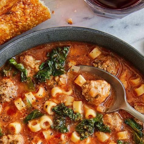 DAMN DELICIOUS on Instagram: "The coziest Italian meatball soup! With homemade, tender, juicy little beef meatballs, ditalini pasta and sneaked in kale (or spinach) in the most flavorful tomato broth. The only soup you’ll want this season!

LINK IN BIO.

https://damndelicious.net/2022/12/09/italian-meatball-soup/" Italian Meatball Soup, Italian Meatball, Ditalini Pasta, Tomato Broth, Meatball Soup, Beef Meatballs, Soup And Salad, Healthy Foods, Soups And Stews