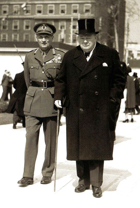 Winston Churchill and Field Marshal Viscount Montgomery leaving after the unveiling ceremony of the Roosevelt statue in Grosvenor Square, London - 18 April 1948 Bernard Montgomery, Field Marshal, Historical People, Winston Churchill, Interesting History, Old London, Churchill, British History, British Army