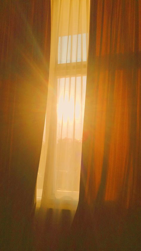 Sun Through Window Aesthetic, Sun Coming In Through Window, Sun Streaming Through Window, Sun Dawn Aesthetic, Window Light Aesthetic, Sun Shining Through Window, Light Coming Through Window, Sun Through Window, Sun Light Aesthetic