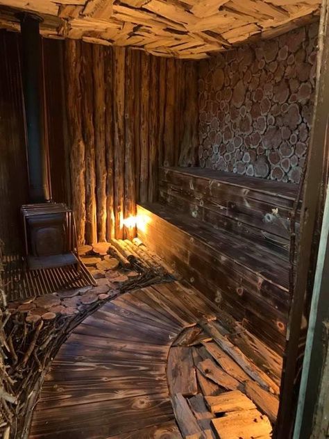 Wooden Sauna House, Rustic Sauna Ideas, Stone Sauna, Sauna Aesthetic, Rustic Saunas, Modern Cabin Interior, Jacuzzi Room, Wood Sauna, Home Sauna