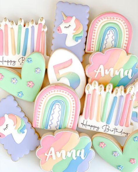 Girly Cookies, Rainbow Sugar Cookies, 5th Birthday Girls, Cookies Theme, Hello Kitty Birthday Party, 5th Birthday Party Ideas, Unicorn Cookies, Rainbow Unicorn Birthday, Cute Birthday Ideas