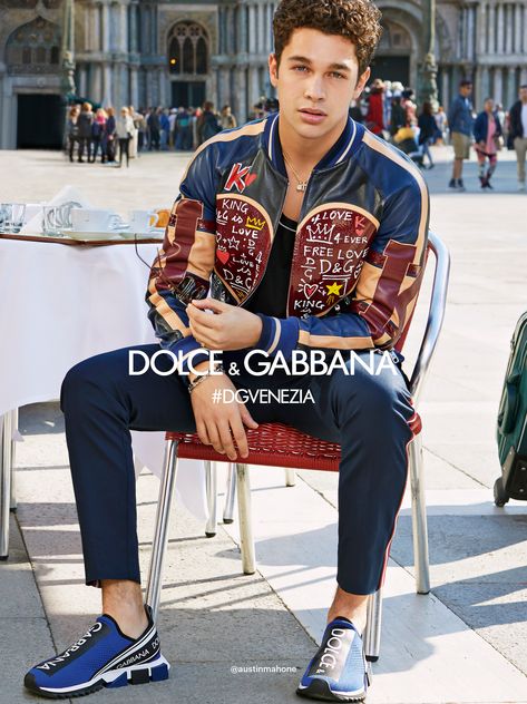 The Dolce&Gabbana Spring Summer 2018 Campaign shot in Venice by The Morelli Brothers. #DGSS18 #DGCampaign #DGMillennials #DGKOH #DGVENEZIA #realpeople Hypebeast Fashion Men, Wanderlust Fashion, Supreme Clothing, Stylish Men Wear, Military Accessories, Hypebeast Fashion, Austin Mahone, Mens Trendy Outfits, Street Style Winter