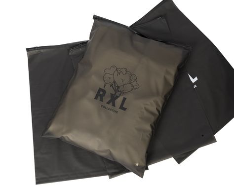 Custom high quality black matte zipper bag for packing clothes, Custom Frosted zip seal ziplock plastic bags for clothing Frosted Zipper Bag, Custom Paper Bags, Packing Clothes, Clothing Packaging, Merchandise Bags, Custom Jeans, Quick Quotes, One Logo, Party Gift Bags