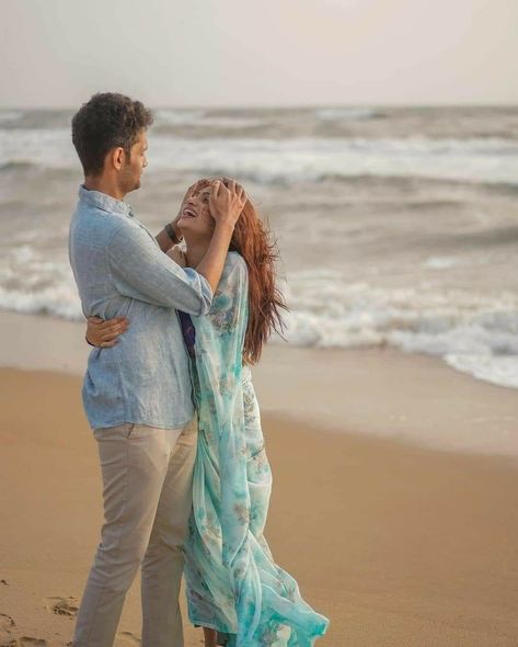 Saree Couple Photoshoot Beach, Pondicherry Photography Ideas Couple, Pre Wedding Photoshoot In Goa, Sari Couple Photoshoot, Post Wedding Photoshoot Beach, Pondicherry Couple Photoshoot, Goa Couple Photoshoot, Couple Poses At Beach, Saree Beach Photoshoot