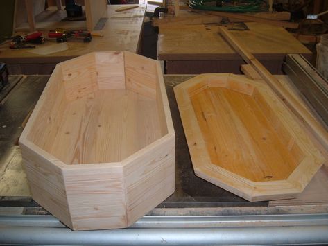 Doggy Casket | LumberJocks Woodworking Forum Wood Casket, Pet Caskets, Pet Cremation Urns, Pet Cemetery, Pet Cremation, Woodworking Plans Diy, Sofa Tables, Wood Work, Cremation Urns