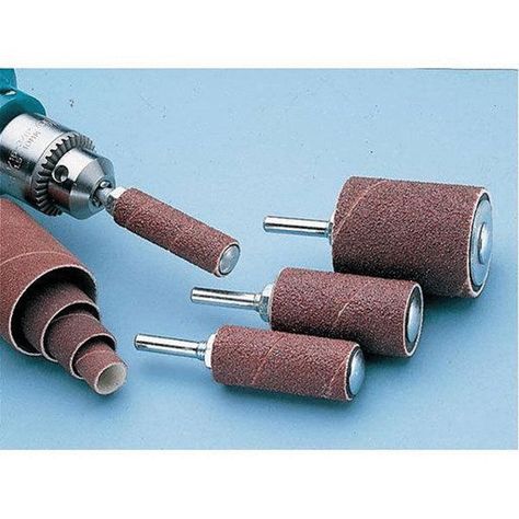 This extra long drum sanding set turns your drill or drill press into a mini spindle sander. Use it to clean up bandsaw marks on contour cuts, smooth rough edges, or sand the inside surfaces of deep drilled holes on toys or other projects. 12-piece set contains four 1/4" shank drums, 1/2" x 2", 3/4" x 2", 1" x 2", and Fine Woodworking Furniture, Dremel Tool Projects, Spindle Sander, Amazing Tools, Dremel Wood Carving, Woodworking Hand Tools, Front Porch Ideas, Wood Carving Tools, Homemade Tools